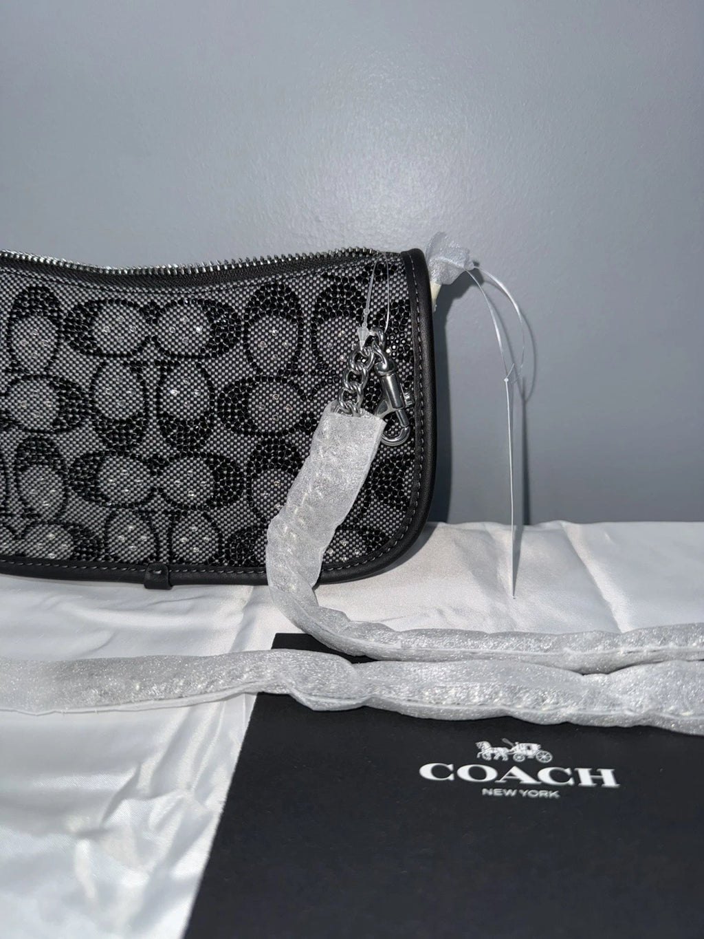 NWT Sealed Coach Swinger 20 Bag | Crystal Signature Jacquard Black | CW568 New