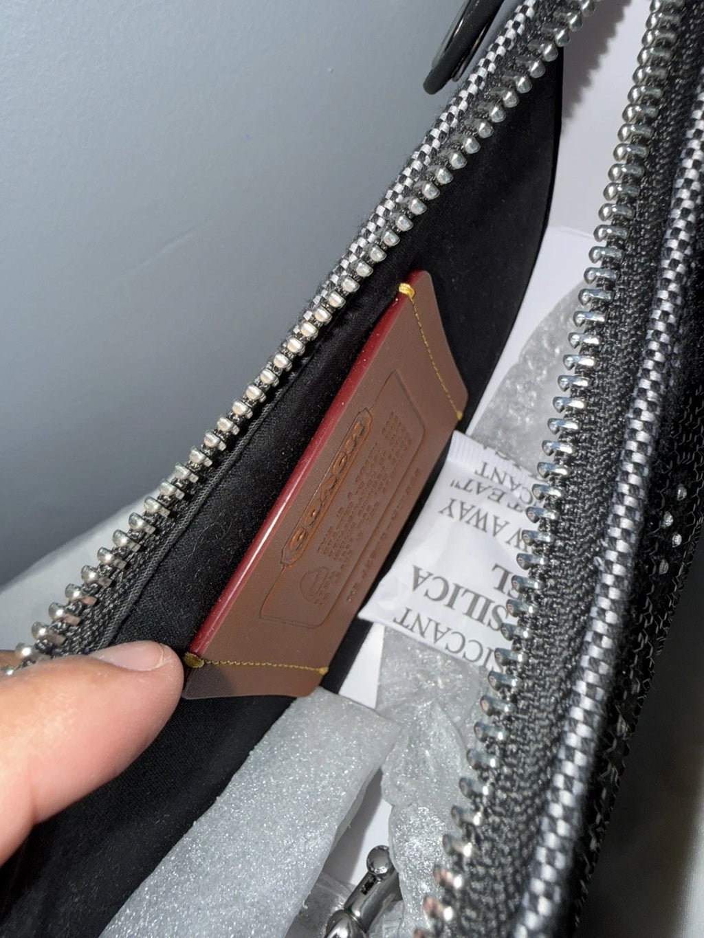 NWT Sealed Coach Swinger 20 Bag | Crystal Signature Jacquard Black | CW568 New